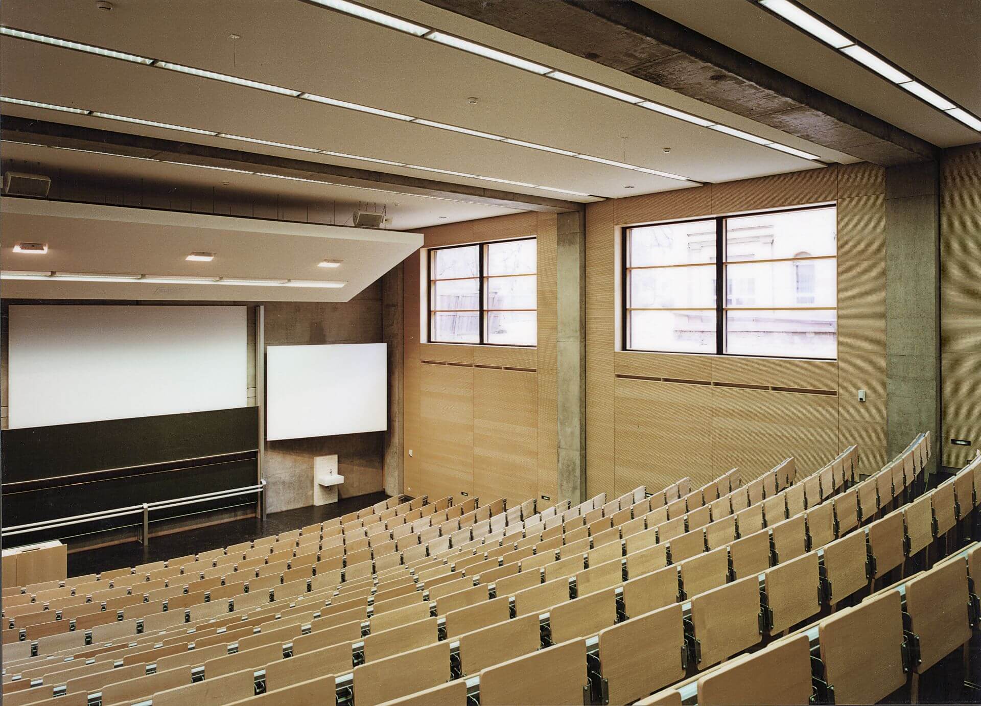 auditorium creawood